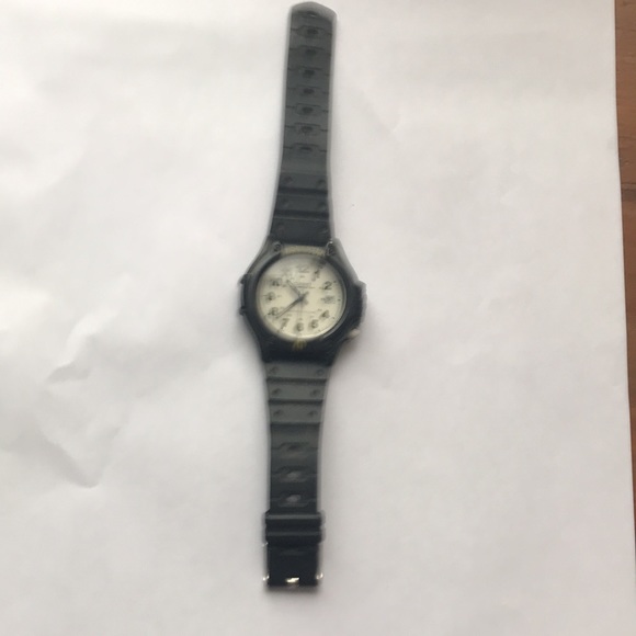 Timex Expedition and Casio Forester Watches - Picture 5 of 6